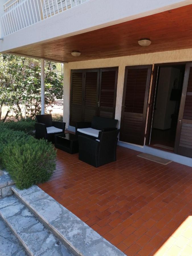 Guesthouse Butkovic Punat Eksteriør billede