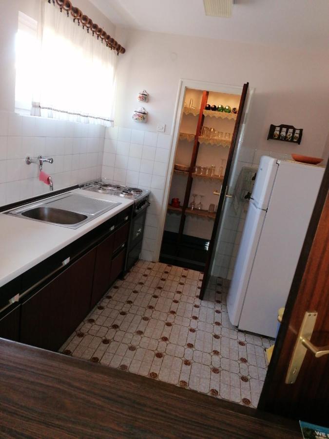 Guesthouse Butkovic Punat Eksteriør billede